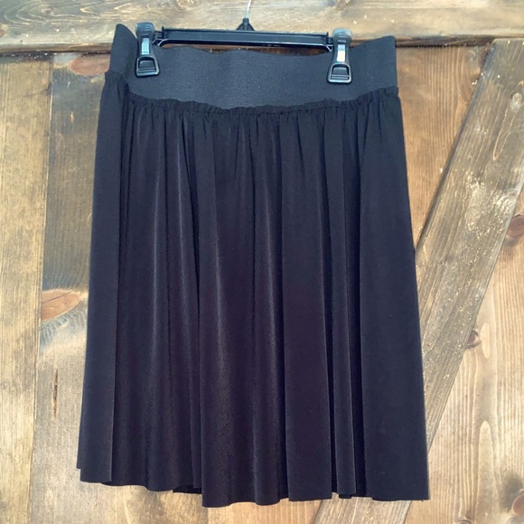 Maurices Dresses & Skirts - Maurices Black Skirt, size M